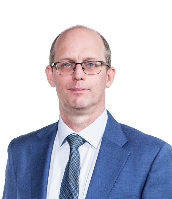 Portrait of Jason Hale